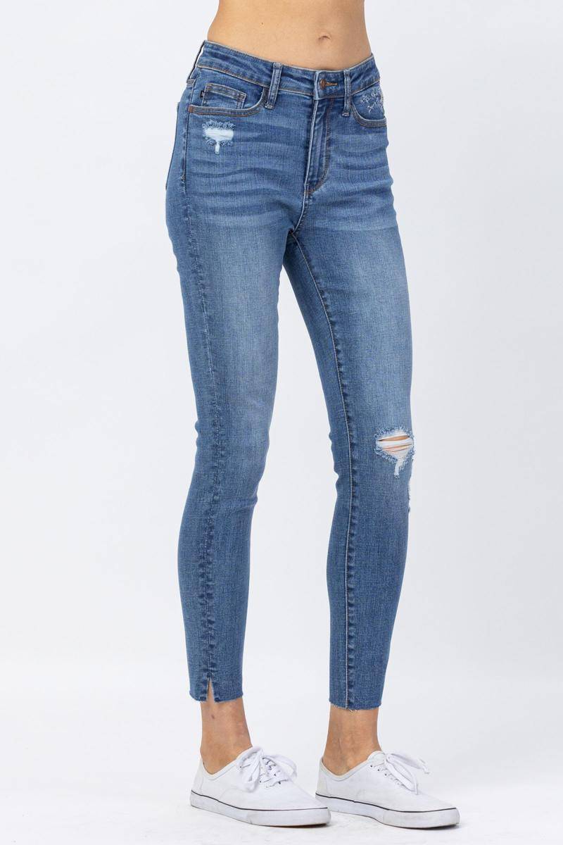 Judy Blue High Waist Dandelion Embroidery Skinny Jeans